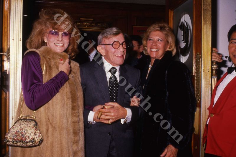 George Burns , Ann Margret, Dinah Shore 1988 LA.jpg